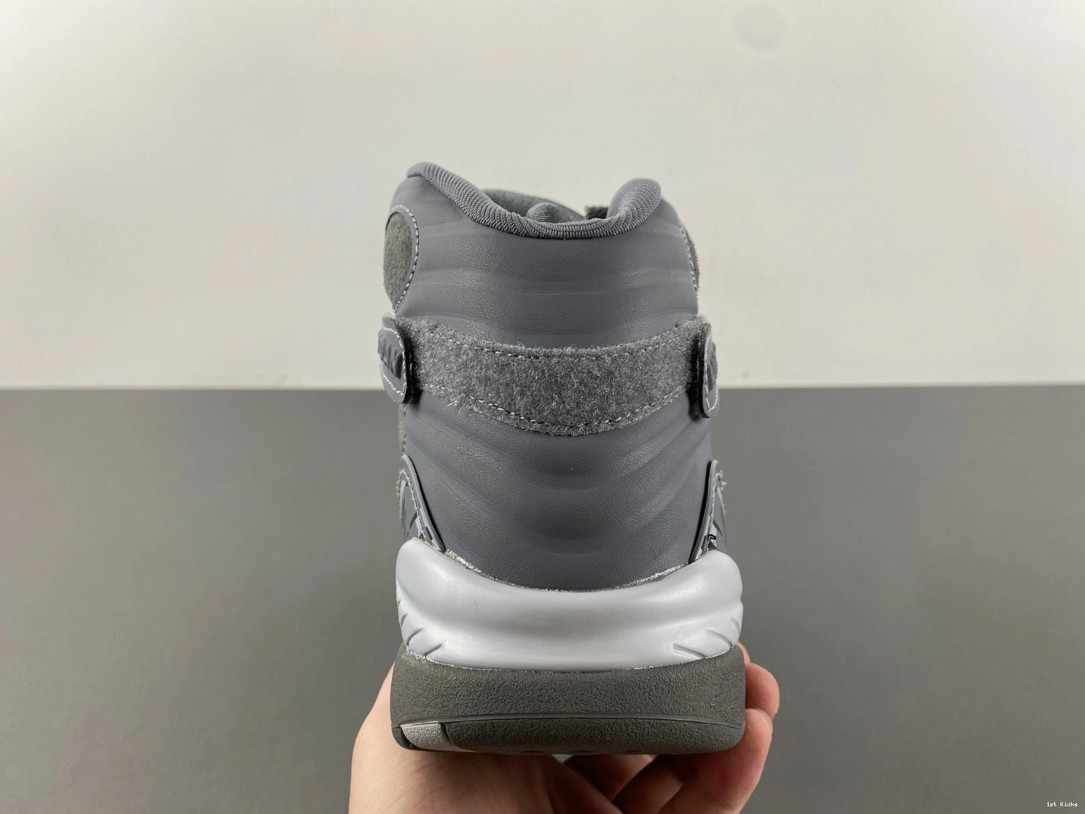 305381-014 Jordan - Retro 8 Men's Cool Grey 0324